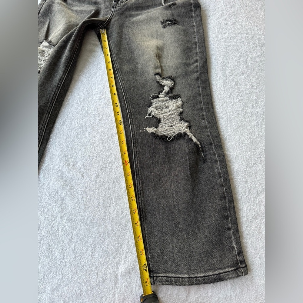 Risen Jeans Women’s Sz 11/30 High Waist Girlfriend Jeans black distressed Ripped - Picture 9 of 14